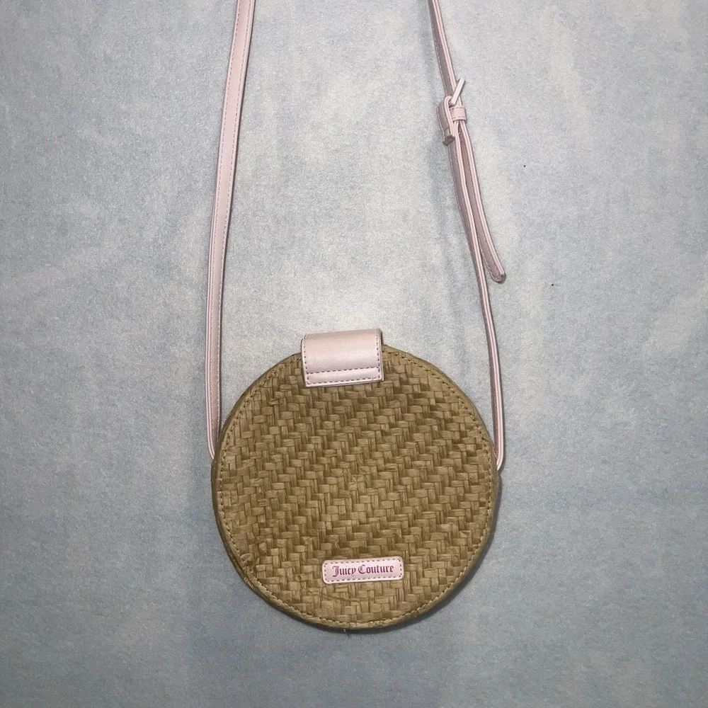 Juicy Couture Straw Crossbody Purse Small Round Tan‎ & Pink Bag